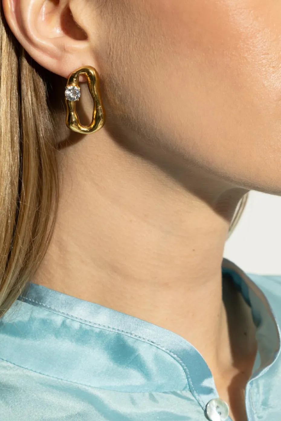 forte_forte GOLD Earrings with application