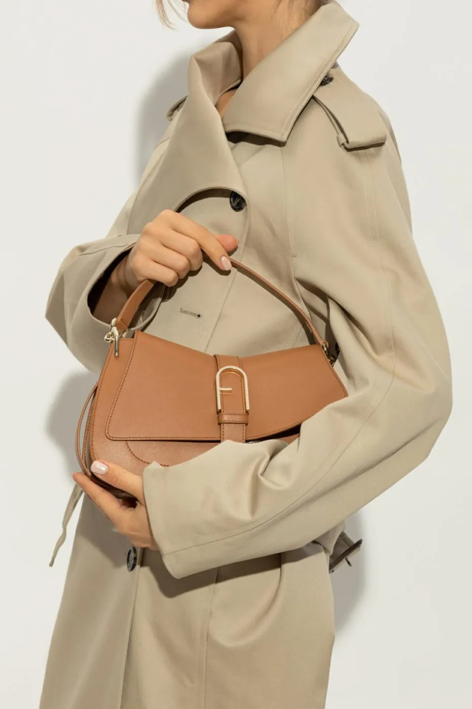 Furla BROWN Shoulder bag ‘Flow Medium’