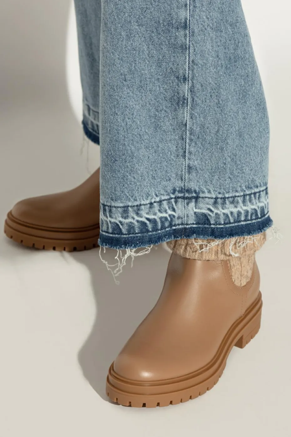 Gianvito Rossi beige Leather Chelsea boots ‘Tenney’
