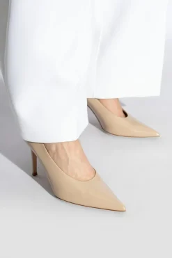 Gianvito Rossi beige Stilettos 'Robbie'