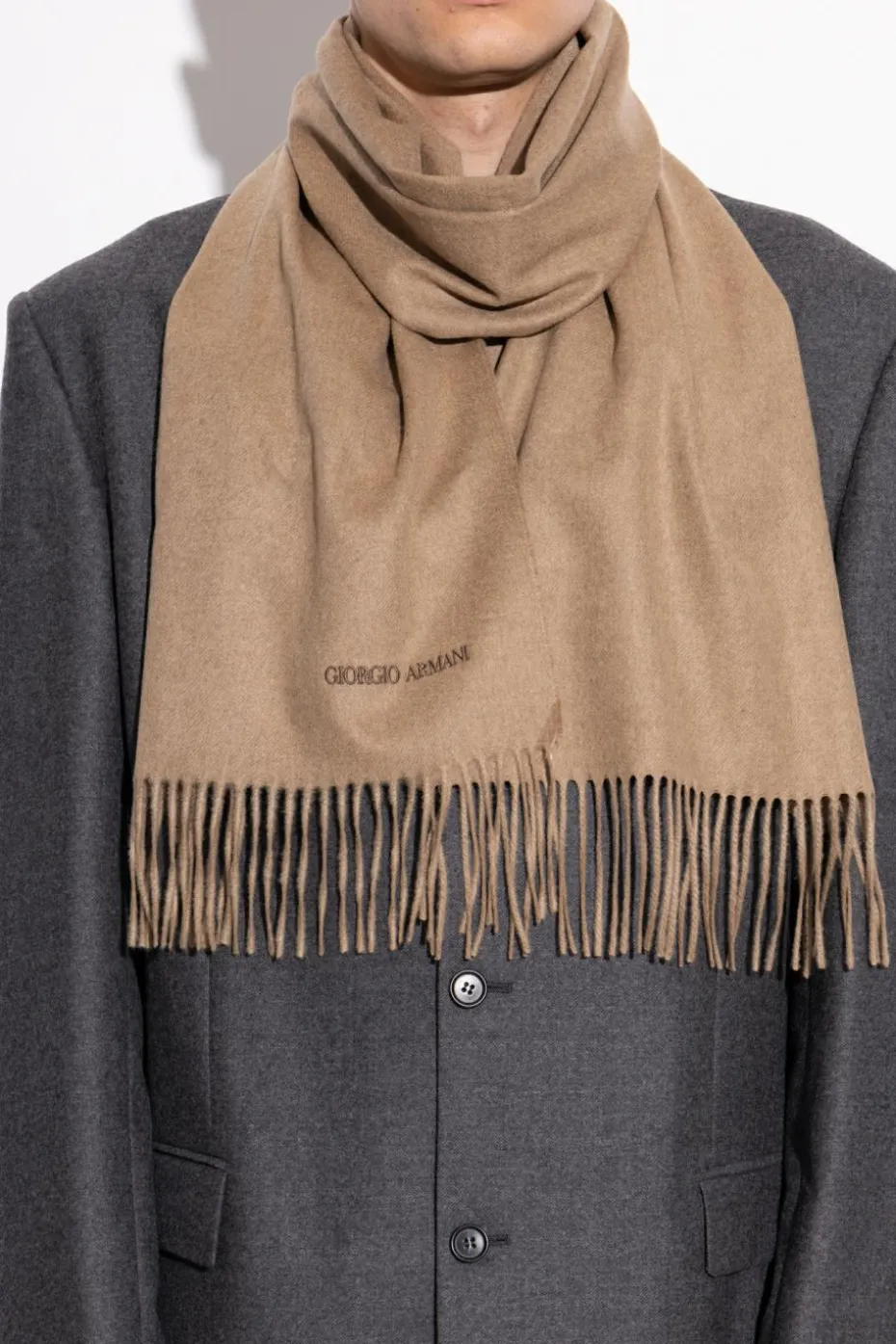Giorgio Armani beige Cashmere scarf with fringes