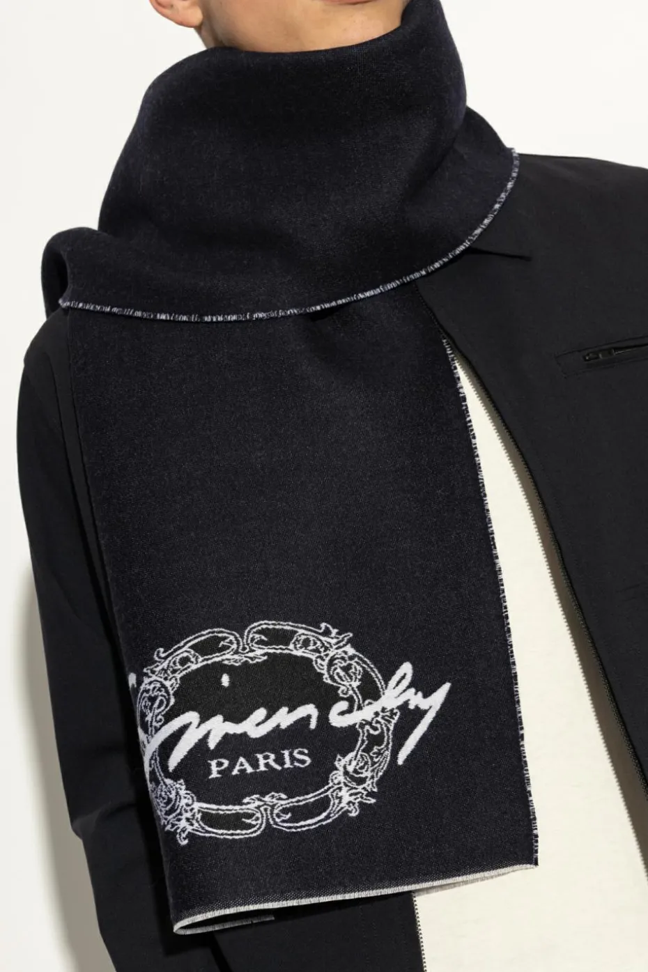 Givenchy BLACK Logo scarf