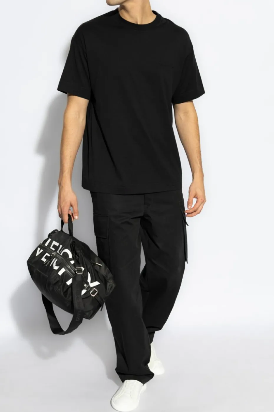 Givenchy BLACK T-shirt with embossed logo
