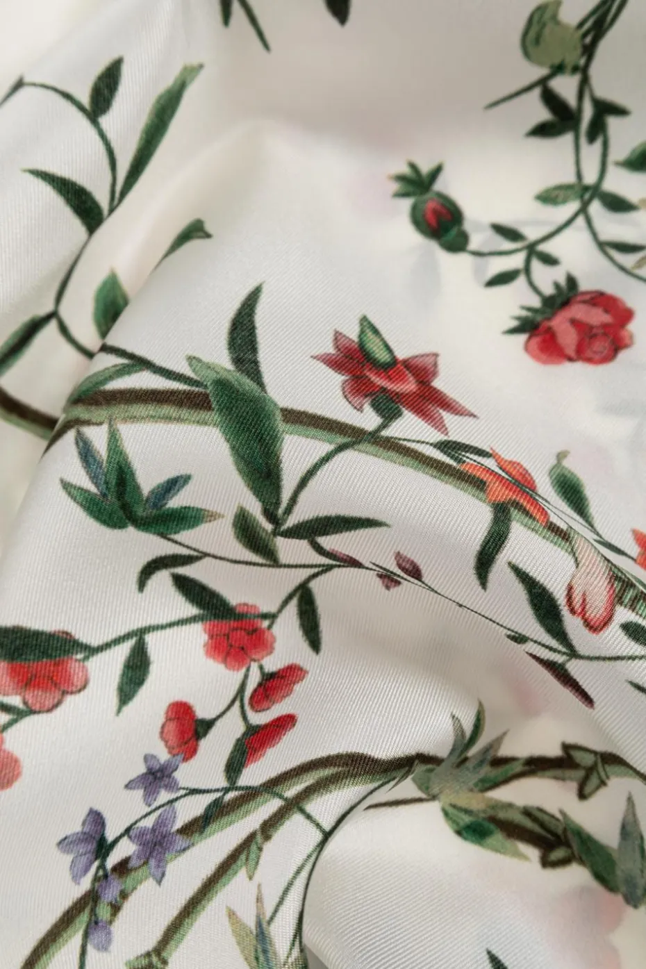 Givenchy WHITE Silk scarf with floral motif