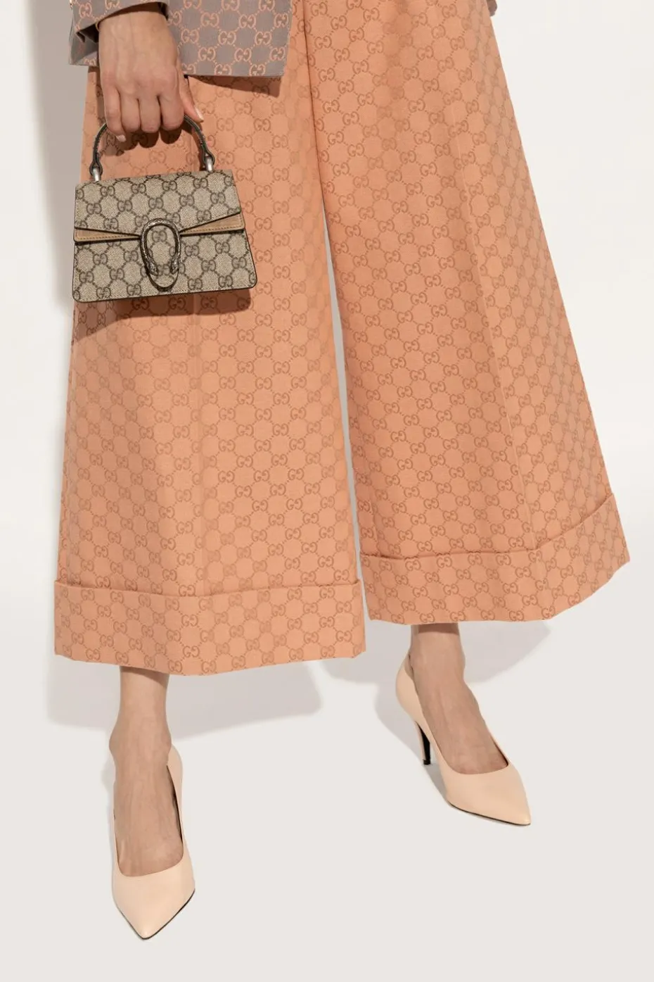 Gucci beige ‘Dionysus Mini’ shoulder bag