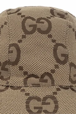 Gucci beige GG Supreme bucket hat