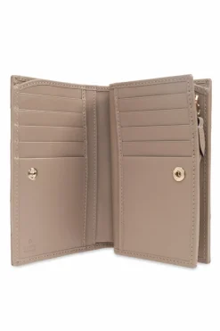 Gucci beige Leather wallet with logo