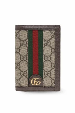 Gucci beige Passport case