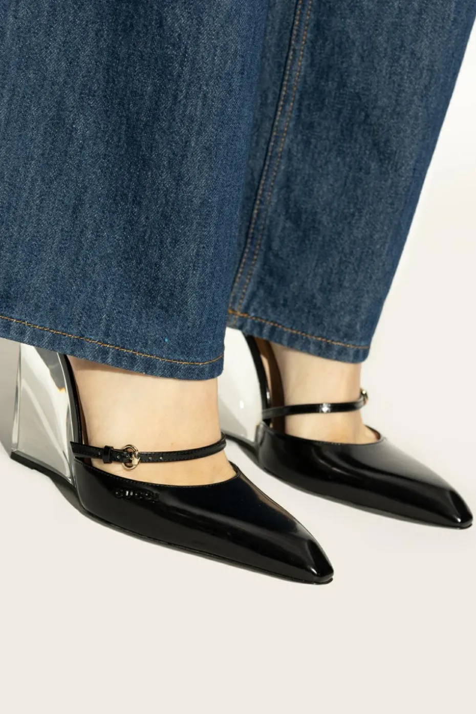 Gucci BLACK Flip-flops on a transparent wedge