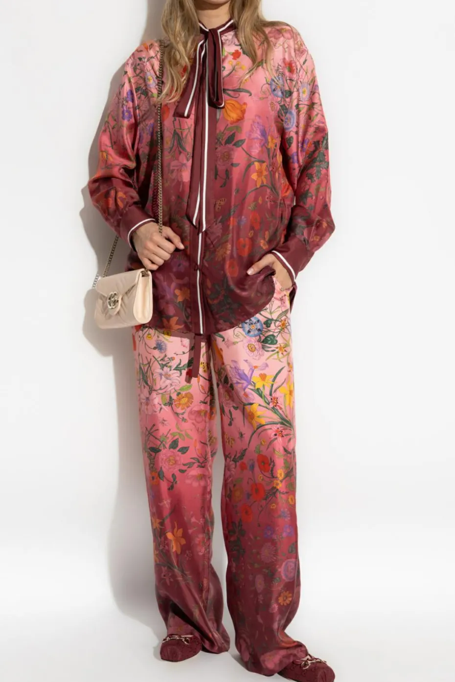Gucci BURGUNDY Silk pants with floral motif