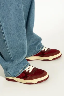 Gucci BURGUNDY Sneakers Re-Web