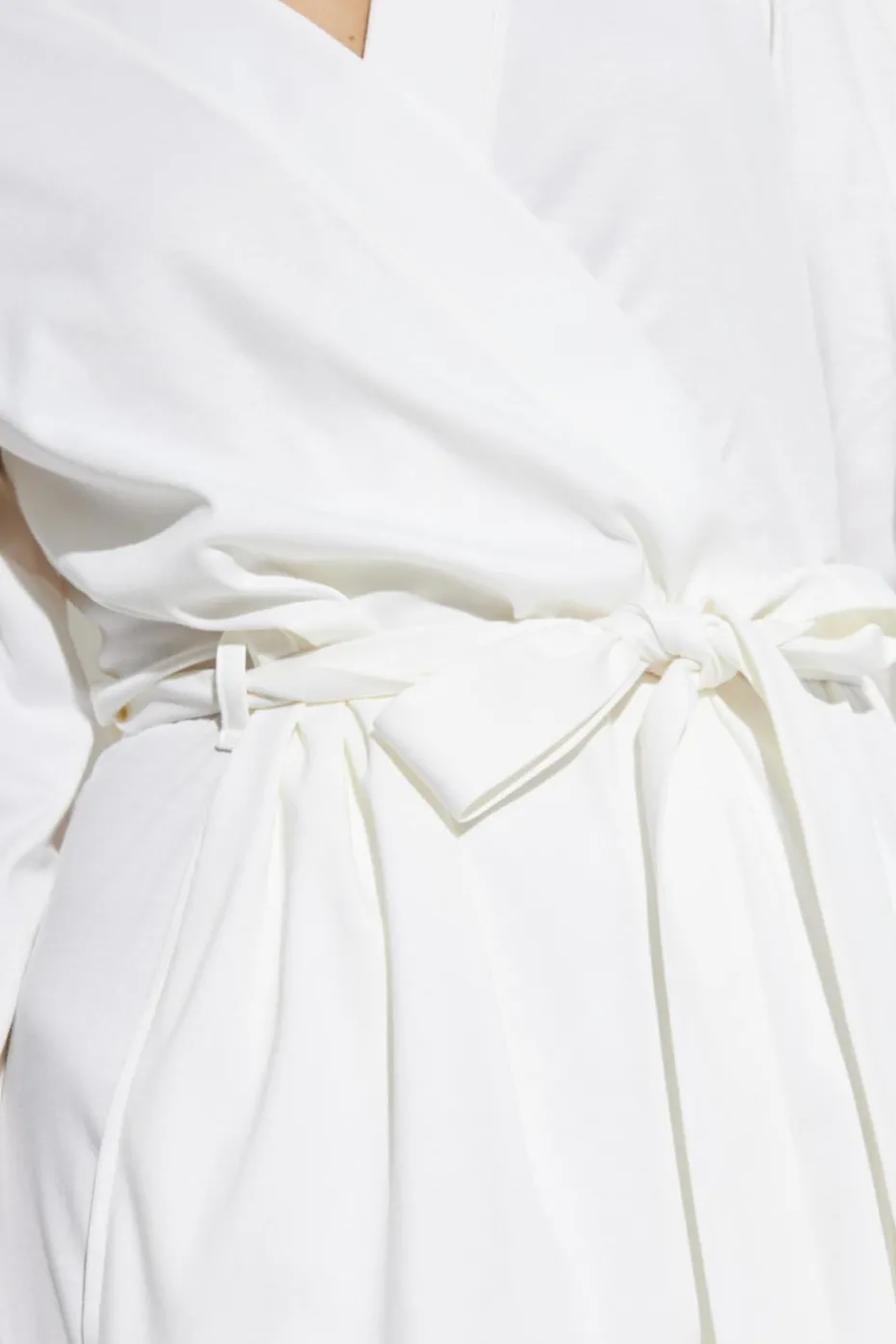 Hanro WHITE Bathrobe from the "Kalea" collection