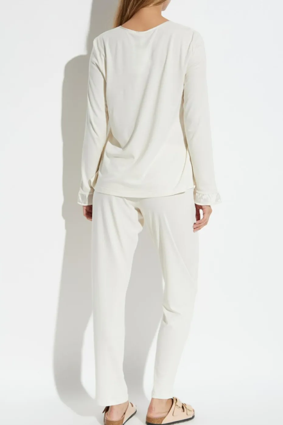 Hanro WHITE Two-piece pajamas from the "Claire" collection