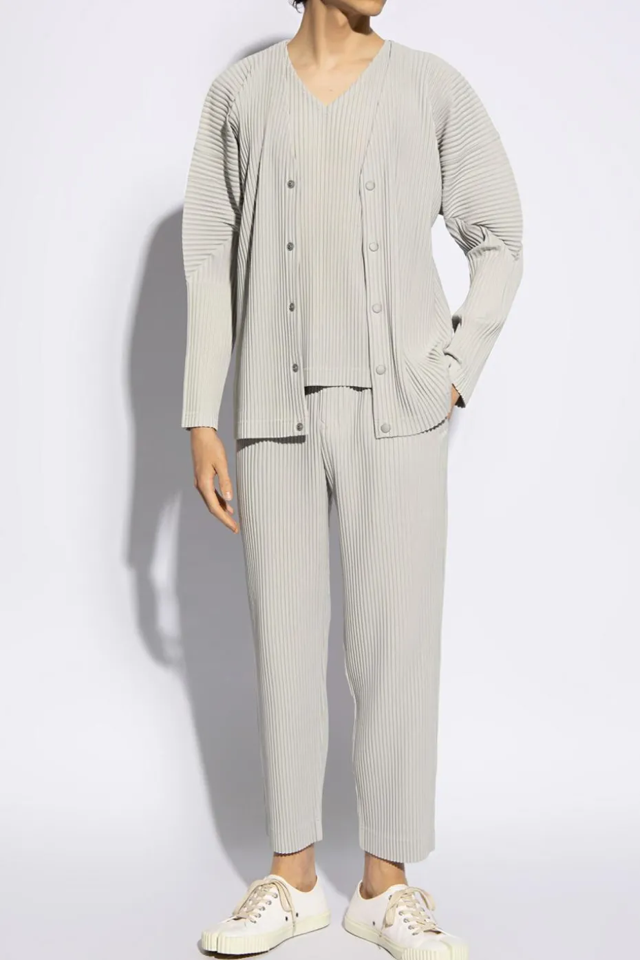 Homme Plissé Issey Miyake GREY Pleated top