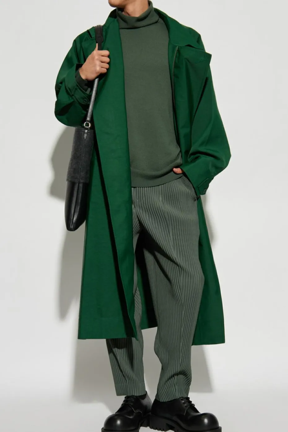 Homme Plissé Issey Miyake GREEN Wool Turtleneck