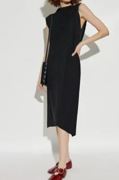 Issey Miyake BLACK Pleated dress