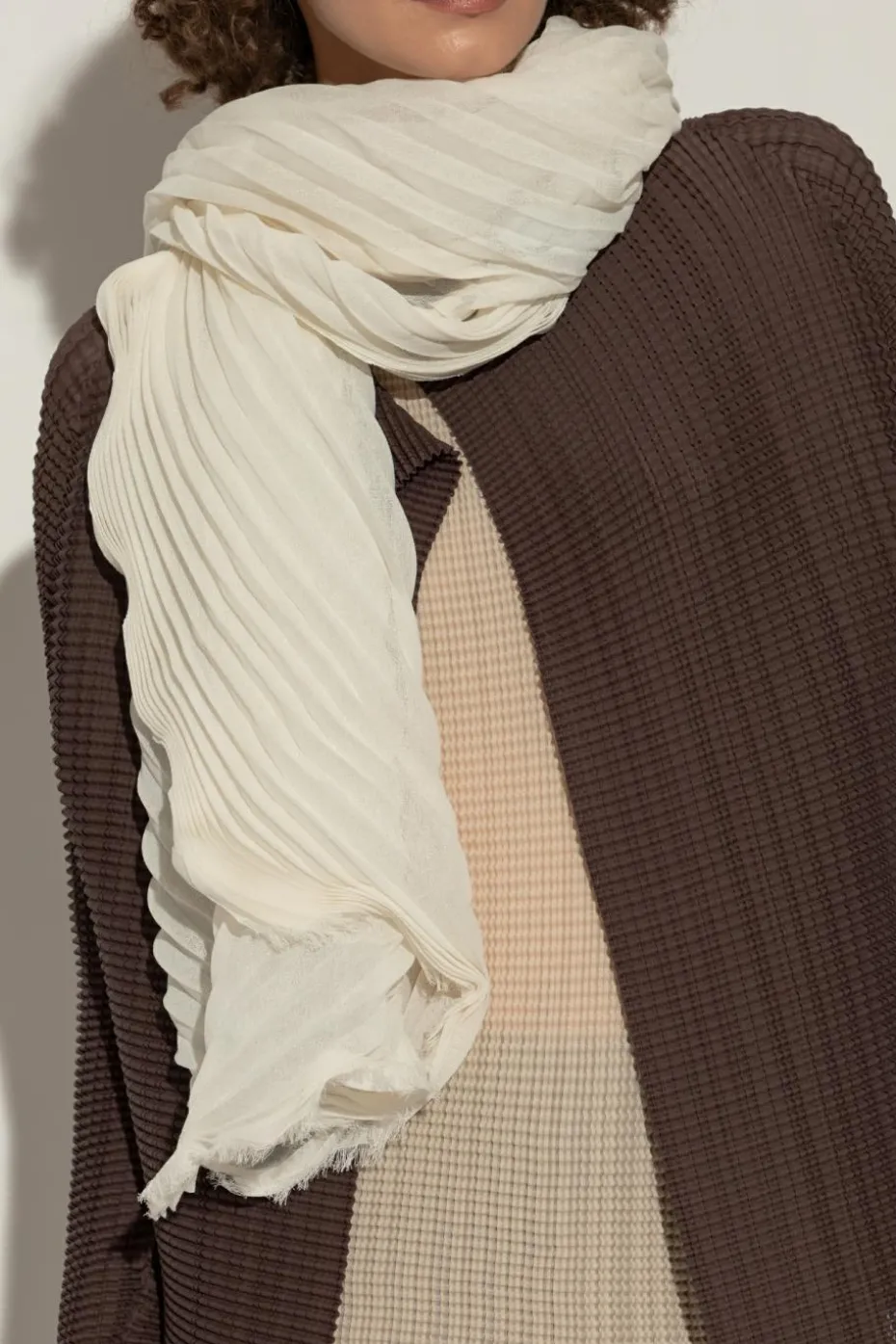 Issey Miyake cream Pleated scarf