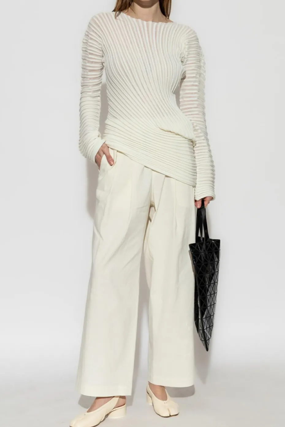 Issey Miyake cream Pleated pants