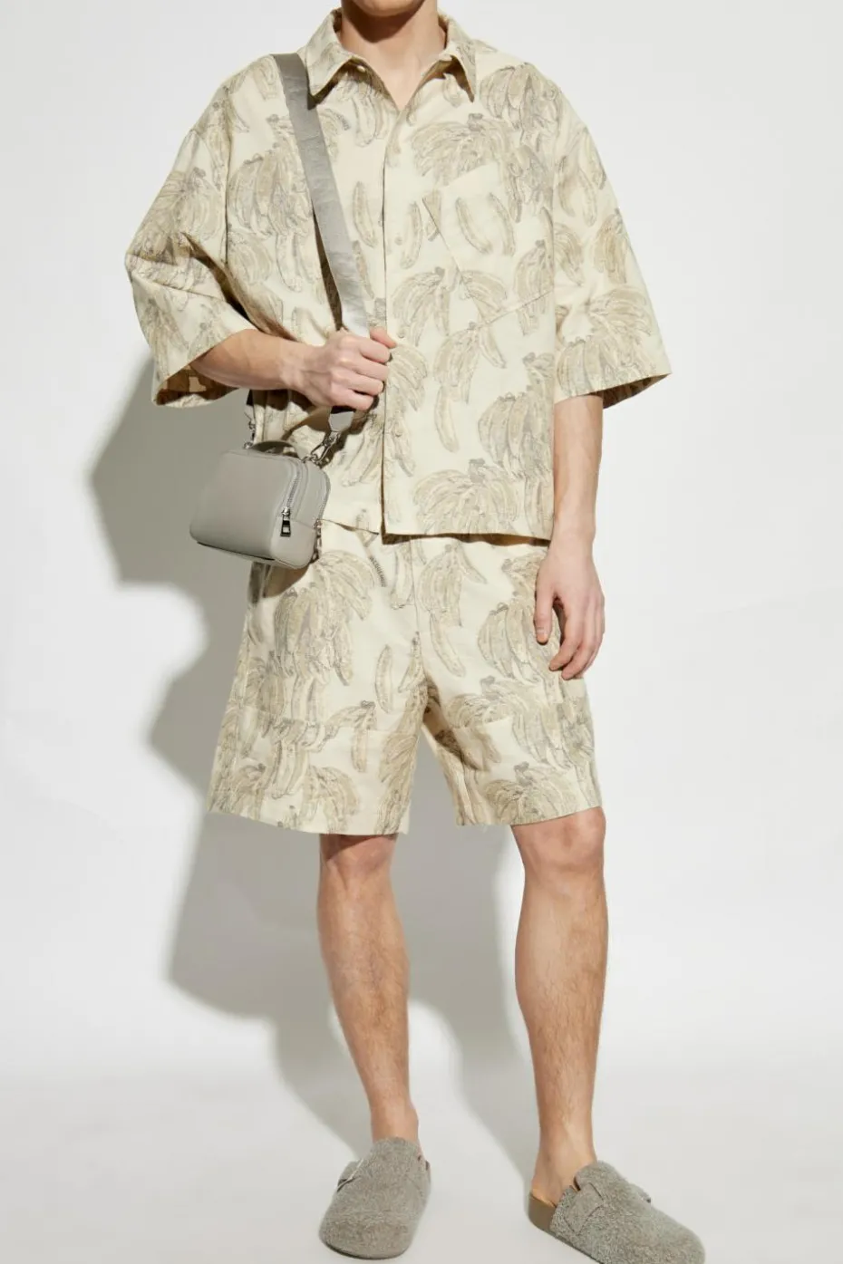 Jacquemus beige Patterned shorts