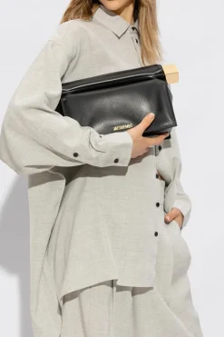 Jacquemus BLACK ‘La Pochette Rond Carre’ leather clutch