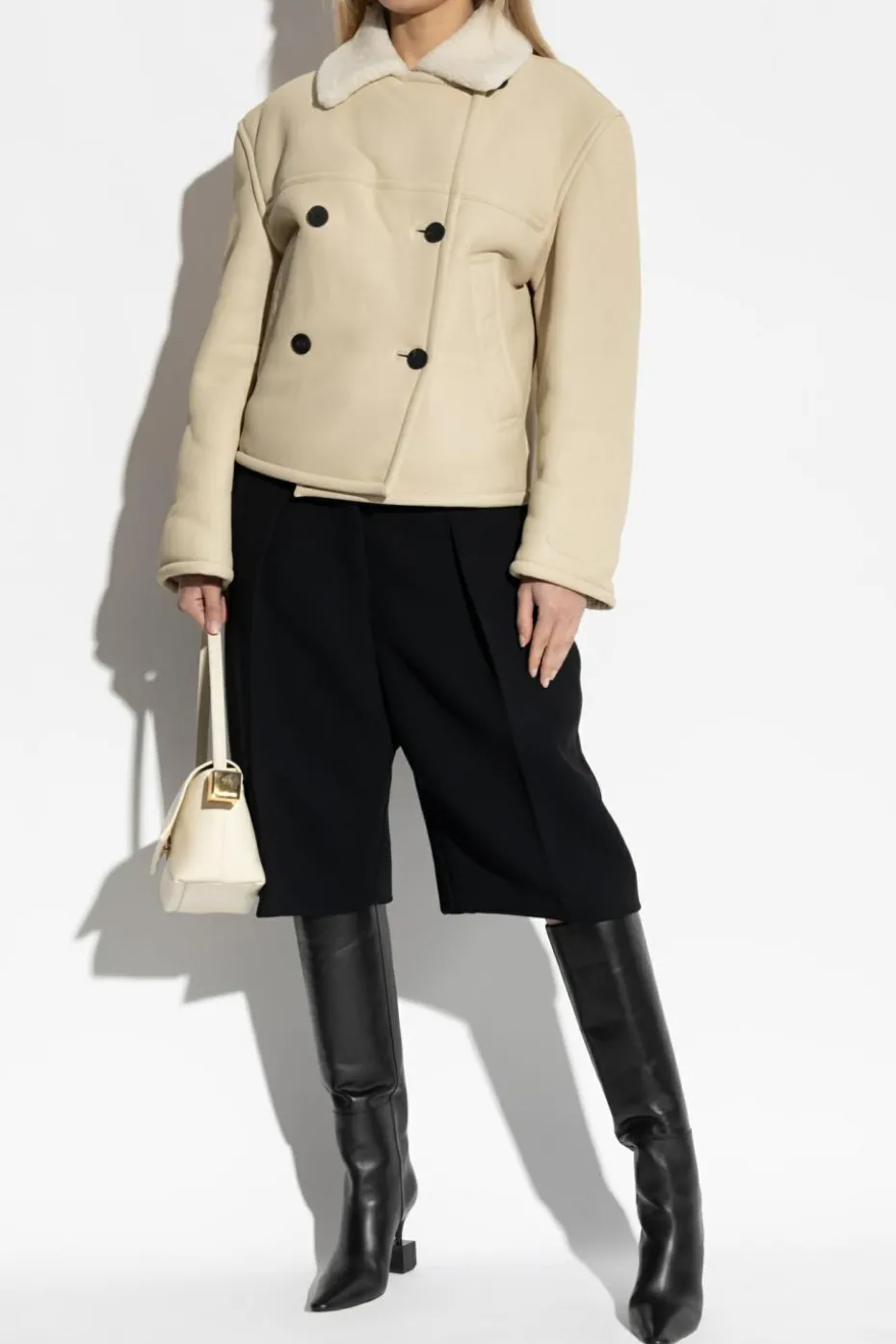 Jacquemus cream Double-breasted shearling coat