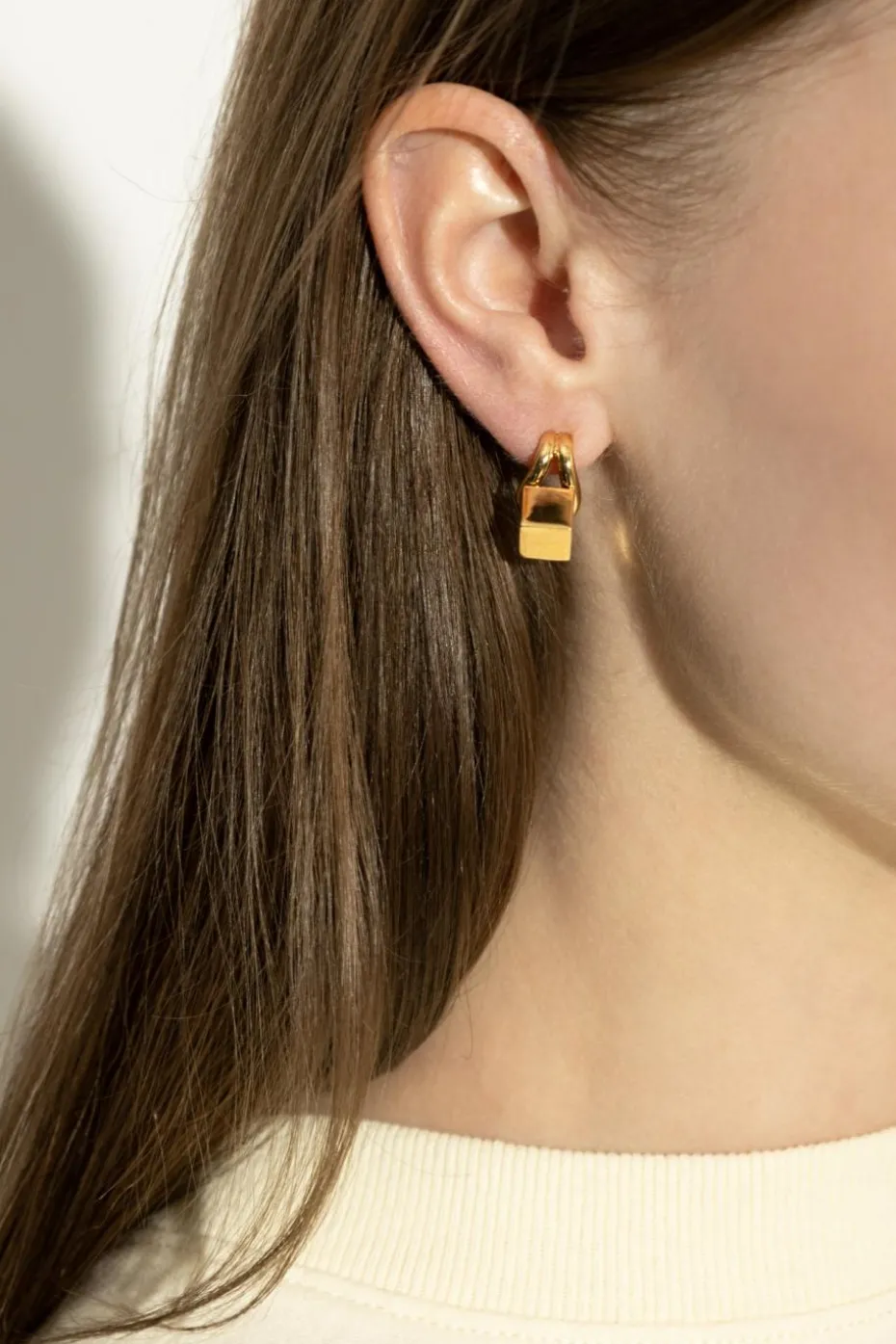Jacquemus GOLD Brass earrings `Nodo`