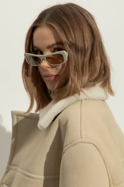Jacquemus GREY Sunglasses Capri