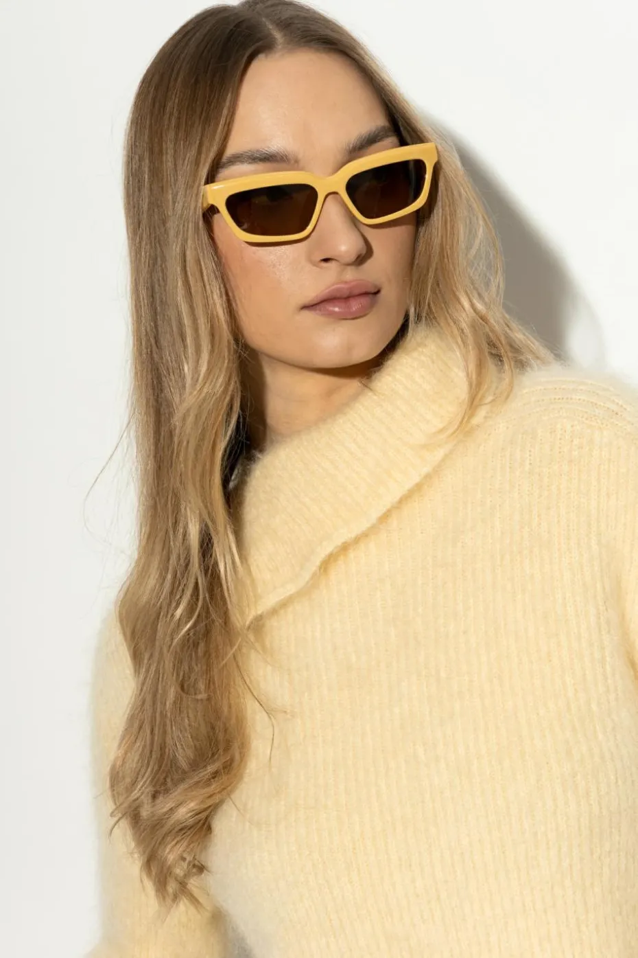 Jacquemus YELLOW Sunglasses Salon