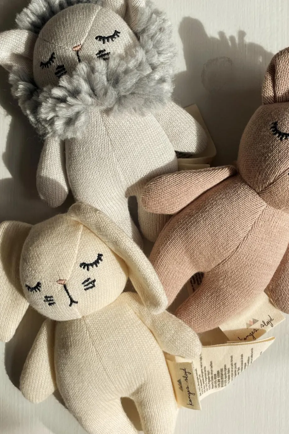 Konges Sløjd cream "Rattle in the shape of a bear"