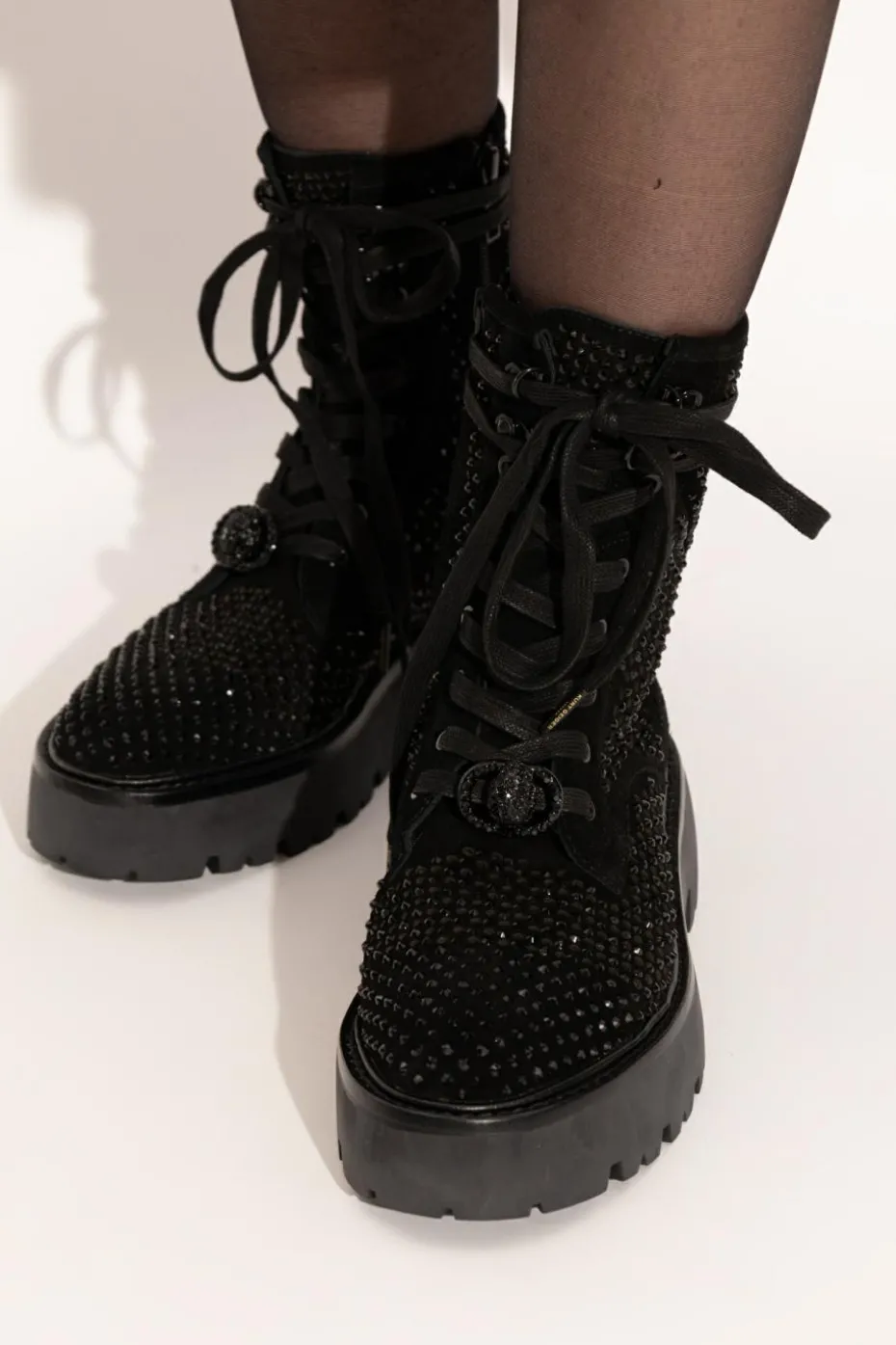 Kurt Geiger BLACK Chelsea Perf ankle boots