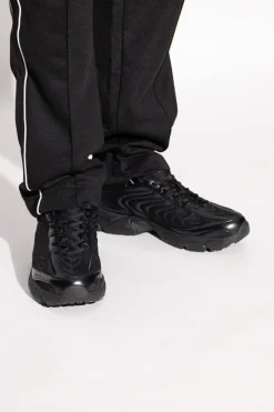 Lacoste BLACK Sports shoes "Storm 96 2k Lite"