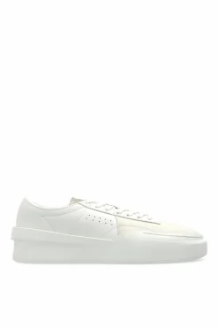 Lacoste WHITE Sports shoes "Aura"