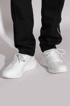 Lacoste WHITE Sports shoes `L003 Evo`