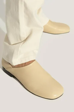 Lemaire cream Leather shoes