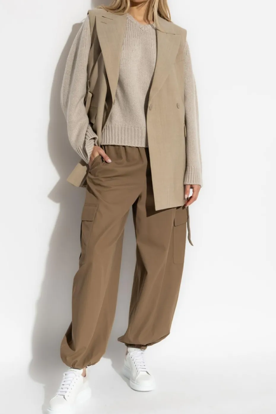 Lisa Yang beige Sweater `Oia`