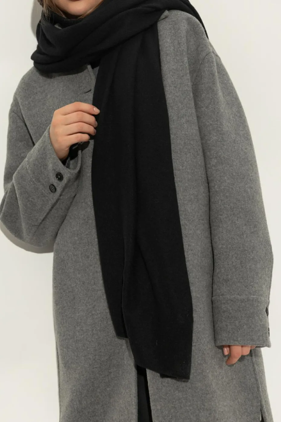 Lisa Yang BLACK Scarf "Paris"