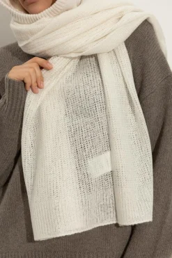 Lisa Yang cream Scarf "Ulla"