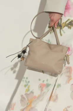 Loewe beige Handbag "Flameno Medium"