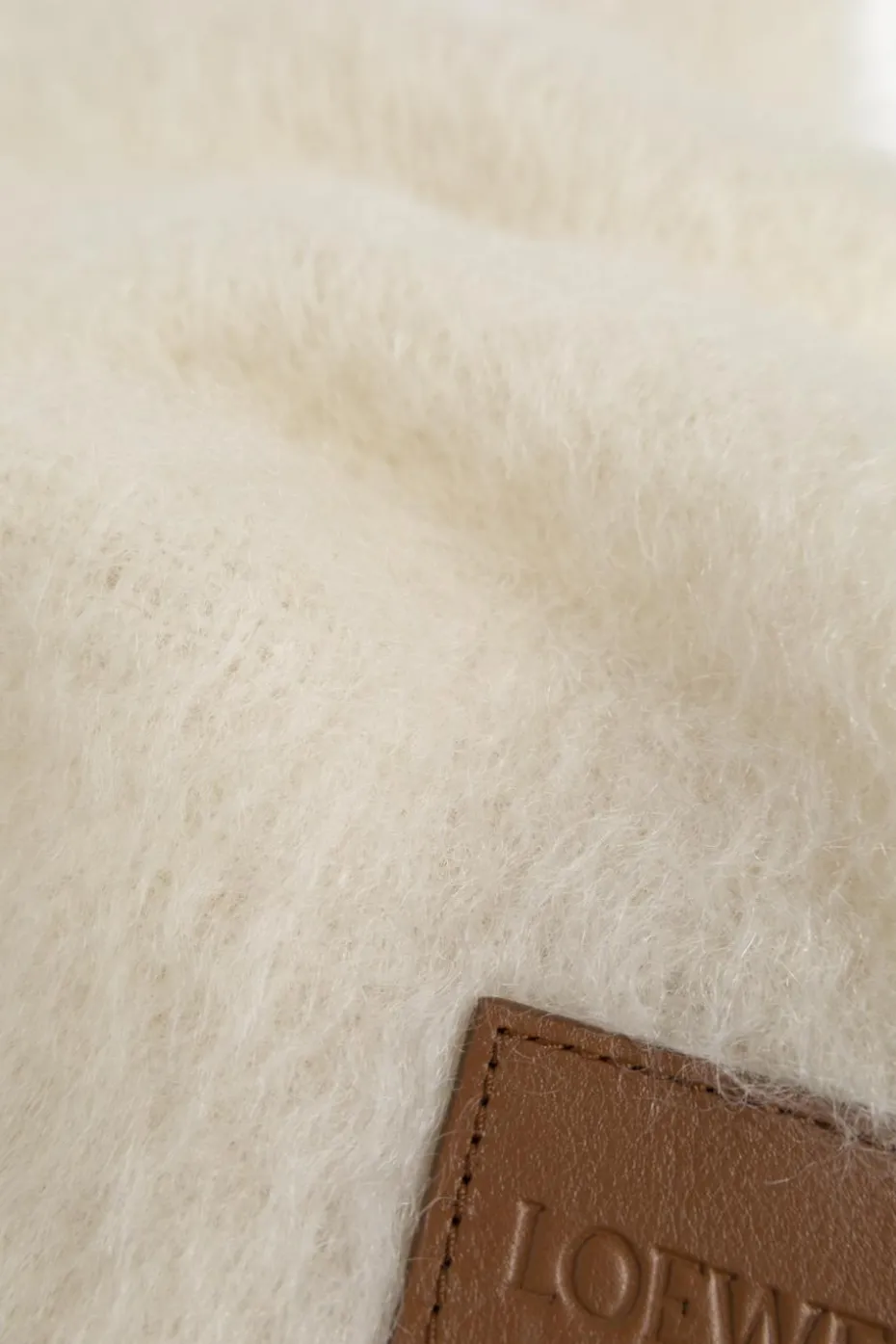 Loewe cream Scarf with logo
