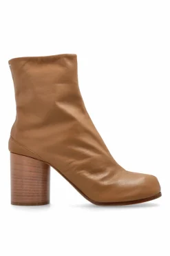 Maison Margiela beige Heeled ankle boots with tabi cut-out
