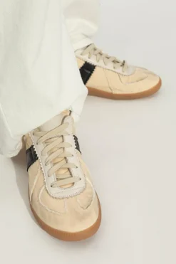 Maison Margiela beige Sneakers