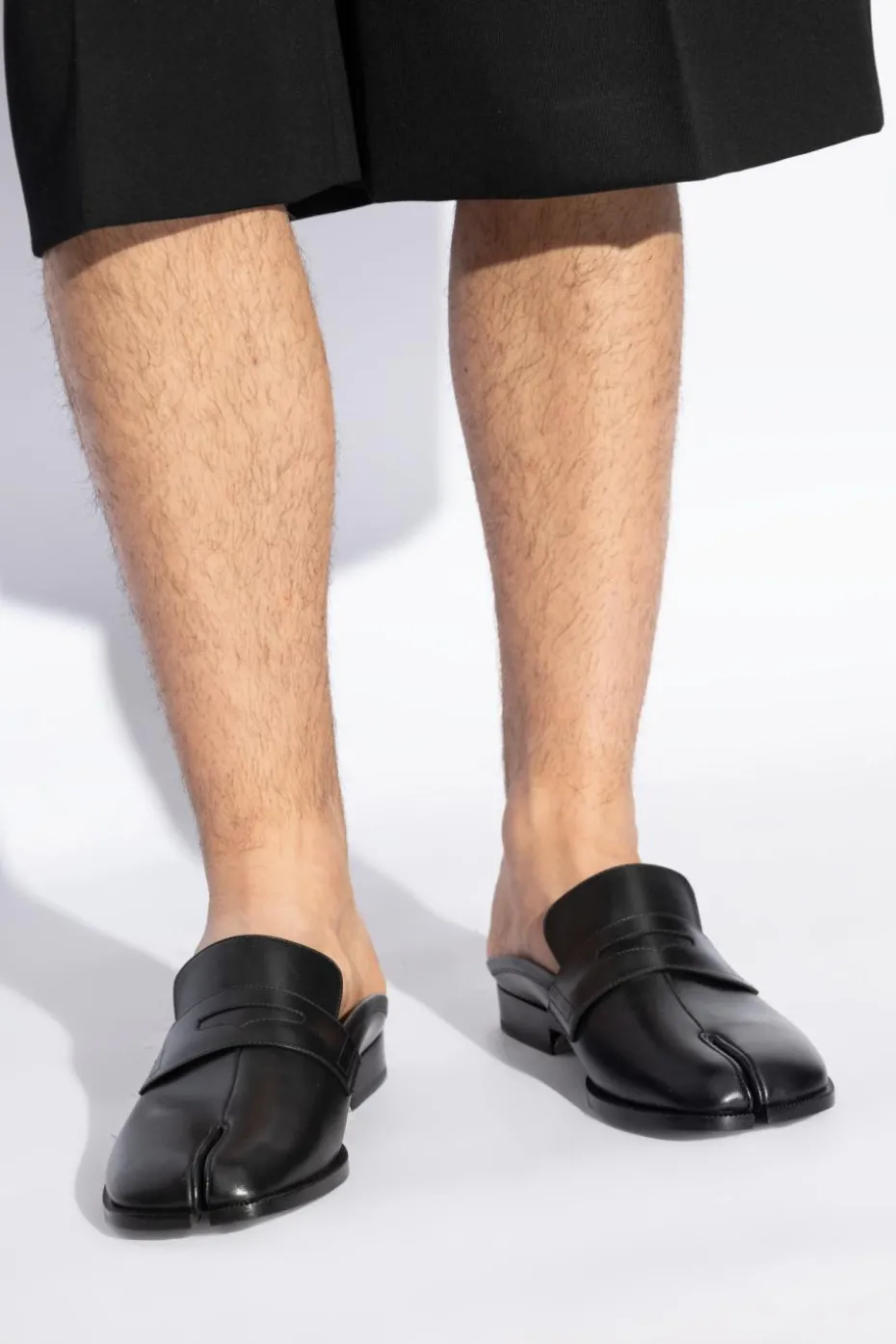 Maison Margiela BLACK Slippers with Tabi cutout
