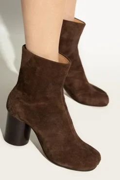 Maison Margiela BROWN Booties with 'Tabi' toe