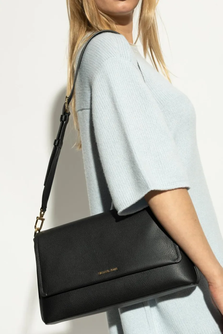 Michael Michael Kors BLACK Shoulder Bag `Nessa Large`