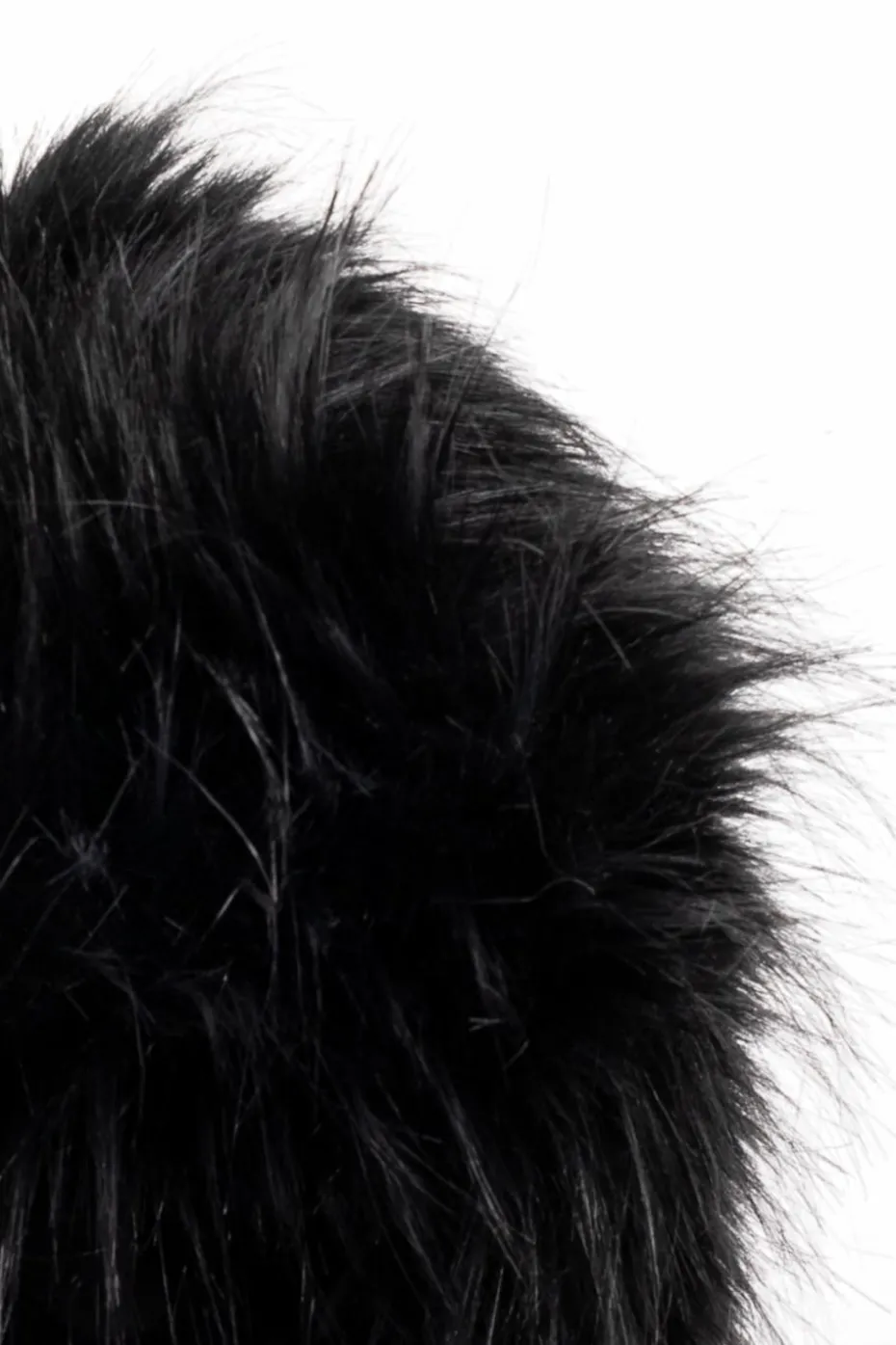 MISBHV BLACK Fur hat