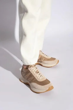 Moncler beige ‘Pacey’ sneakers
