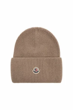 Moncler beige Wool beanie with logo patch