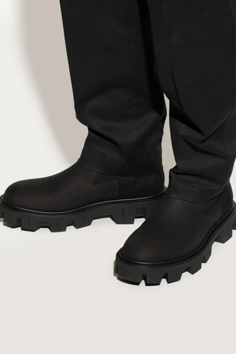 Moncler BLACK Chelsea boots "Peak City"