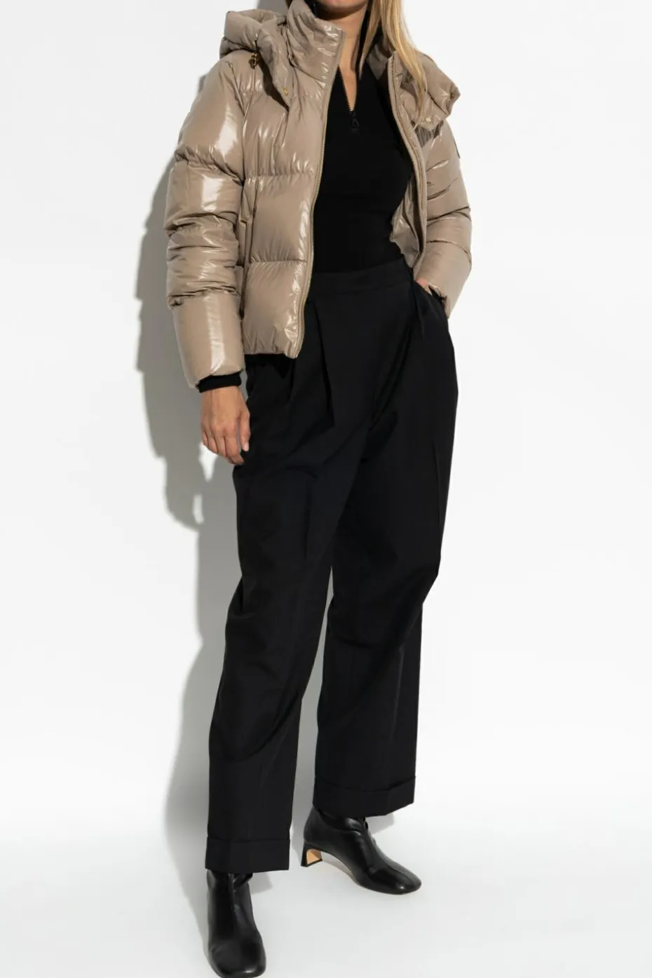 Moose Knuckles beige Puffer jacket "Moonstone"