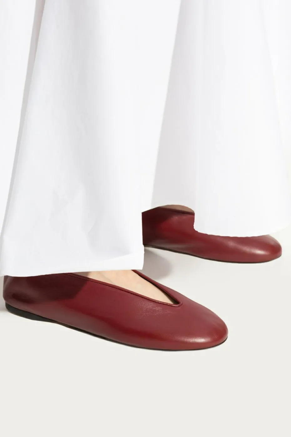 Moschino BURGUNDY Leather ballet flats